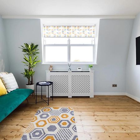 Luxurious 1-Bedroom Apartment In Kensington London Exteriör bild