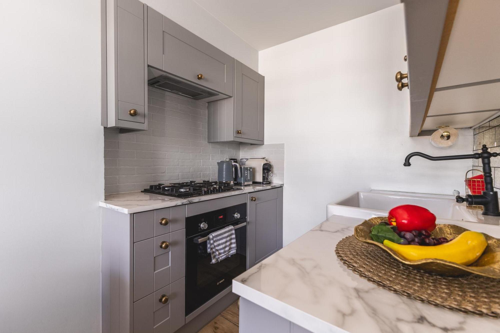 Luxurious 1-Bedroom Apartment In Kensington London Exteriör bild